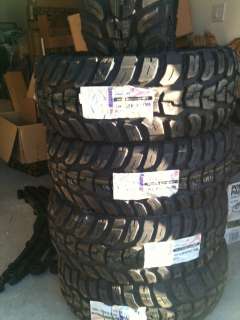 Set of 4 Kumho Road Venture MT 33x12.50 15 Tires  