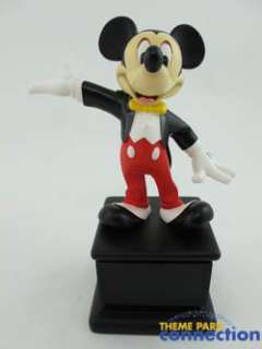 Disney Executive Cast Member Mickey Mouse Large Mousecar Award Statue 
