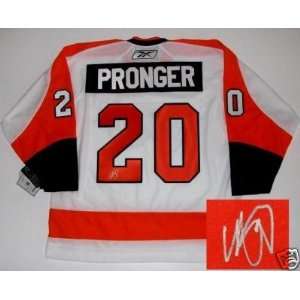 Chris Pronger Flyers Signed Winter Classic Jersey