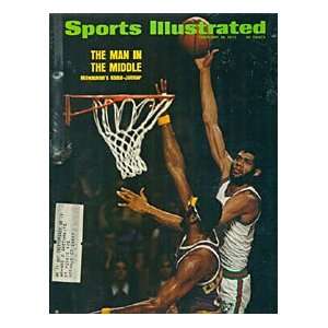 Kareem Abdul Jabbar Wilt Chamberlain 1973 Sports Illustrated Magazine