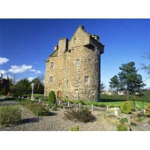  Claypotts Castle, Broughty Ferry, Near Dundee, Highlands 