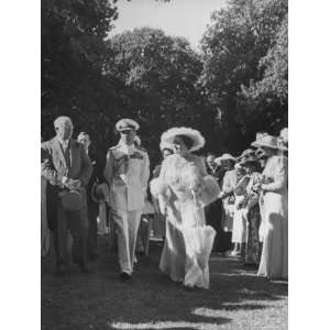  King George VI and Queen Elizabeth Attending Garden Party 