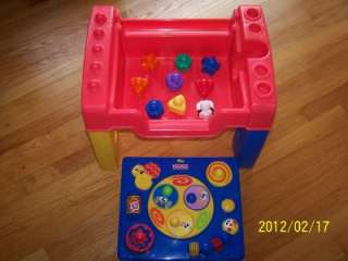 FISHER PRICE REVERSIBLE MUSICAL ACTIVITY TABLE WITH BLOCKS & Storage 