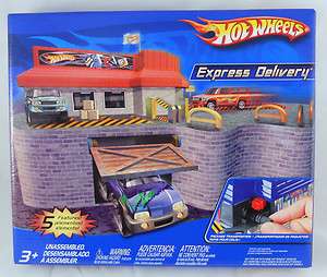 Hot Wheels Express Delivery Playset  