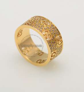 Description 18K yellow gold ring from Gucci features the Gucci logo 