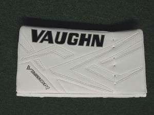 Vaughn Vision 9500 Pro goal ice hockey blocker glove  