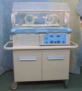 AIR SHIELDS VICKERS C100 Isolette Infant Incubator  