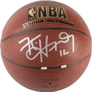  Hinrich Autographed Indoor  Outdoor NBA Basketball 