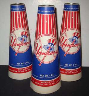   1960 Vintage   NEW YORK YANKEES Baseball   POPCORN Megaphones  