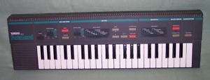 Yamaha PSS 160 Vintage SQUAREWAVE Keyboard Synthesizer  