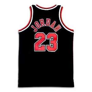 Michael Jordan Signed Chicago Bulls Alternate/Black Jersey (UDA 