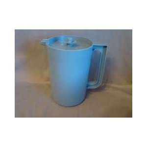 Tupperware Country Blue Go Between Pitcher with Cream Push Button Lid 